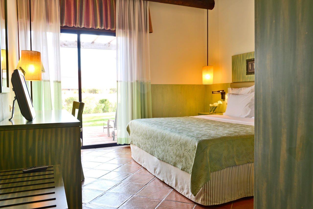 Pestana Vila Sol - Vilamoura Premium Golf Resort Bagian luar foto A room at the hotel