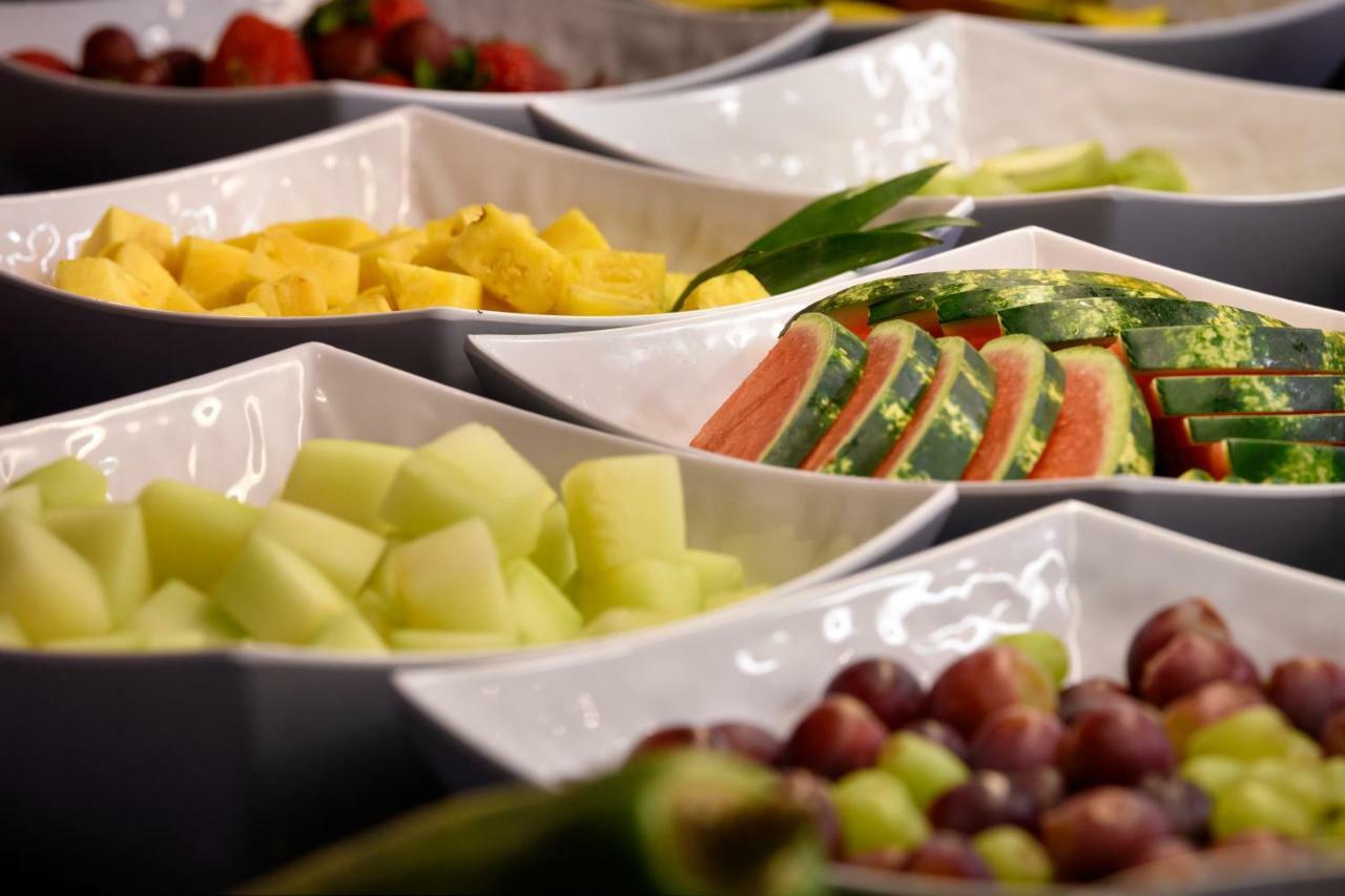 Pestana Vila Sol - Vilamoura Premium Golf Resort Bagian luar foto Fruit salad