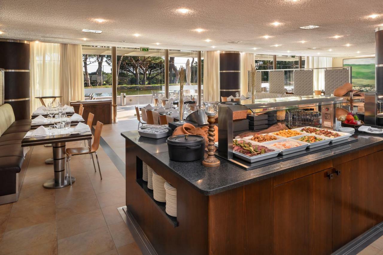 Pestana Vila Sol - Vilamoura Premium Golf Resort Bagian luar foto The restaurant