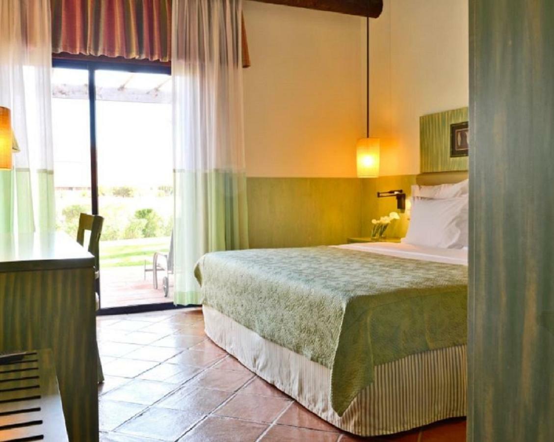 Pestana Vila Sol - Vilamoura Premium Golf Resort Bagian luar foto A room at the hotel